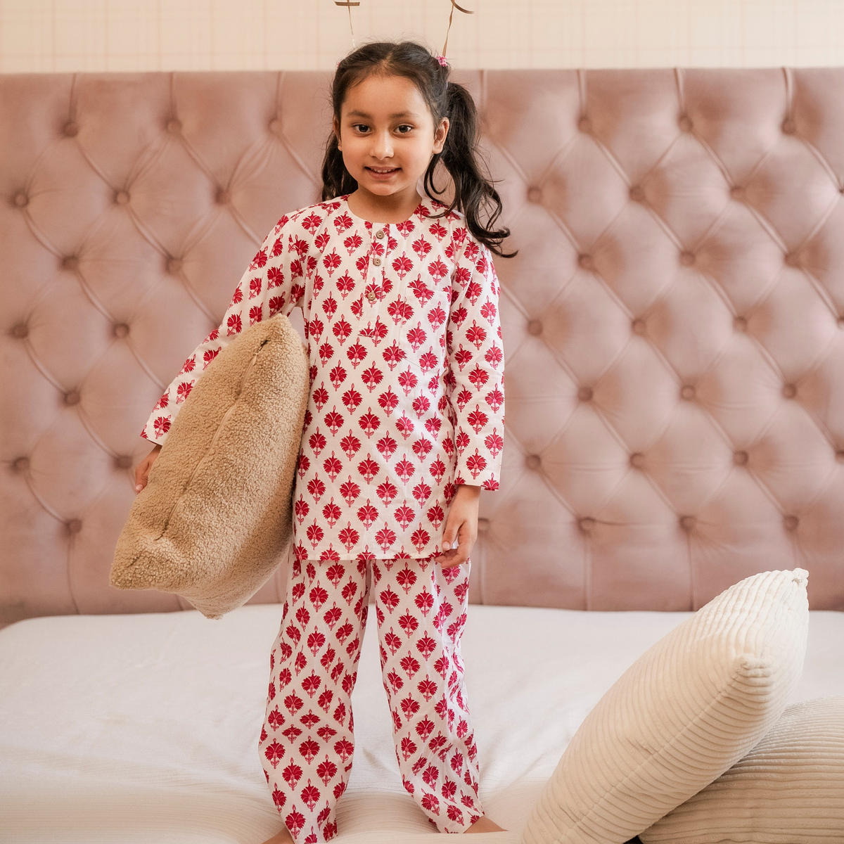 Pajamas Night Suit For Baby Girl Sephani Girls Kids Night Suit Beige Stripe Heart Print Cotton Pajama Set  – SEPHANI