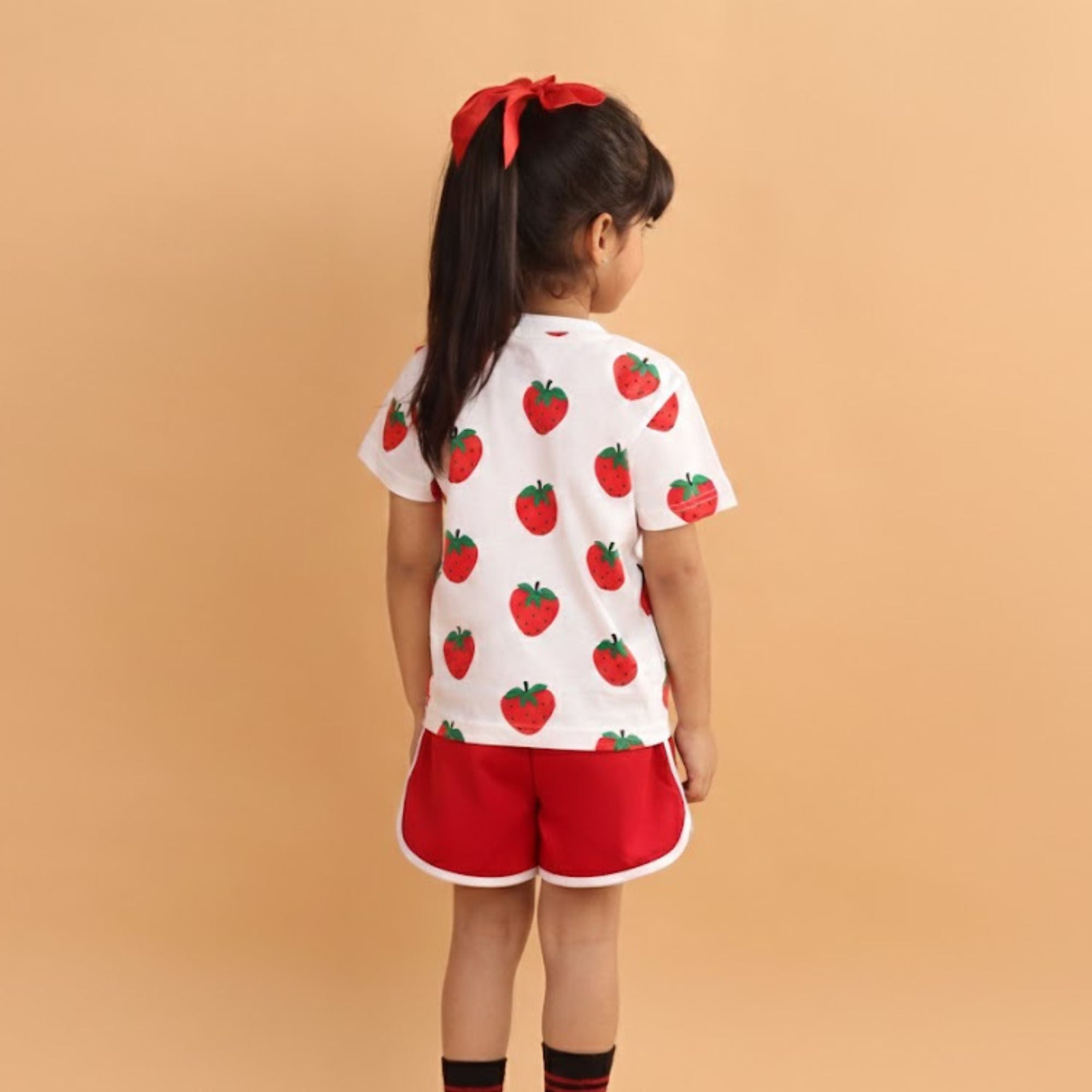 Girl Strawberry Print Short Sleeve Cotton T-Shirt & Shorts Set