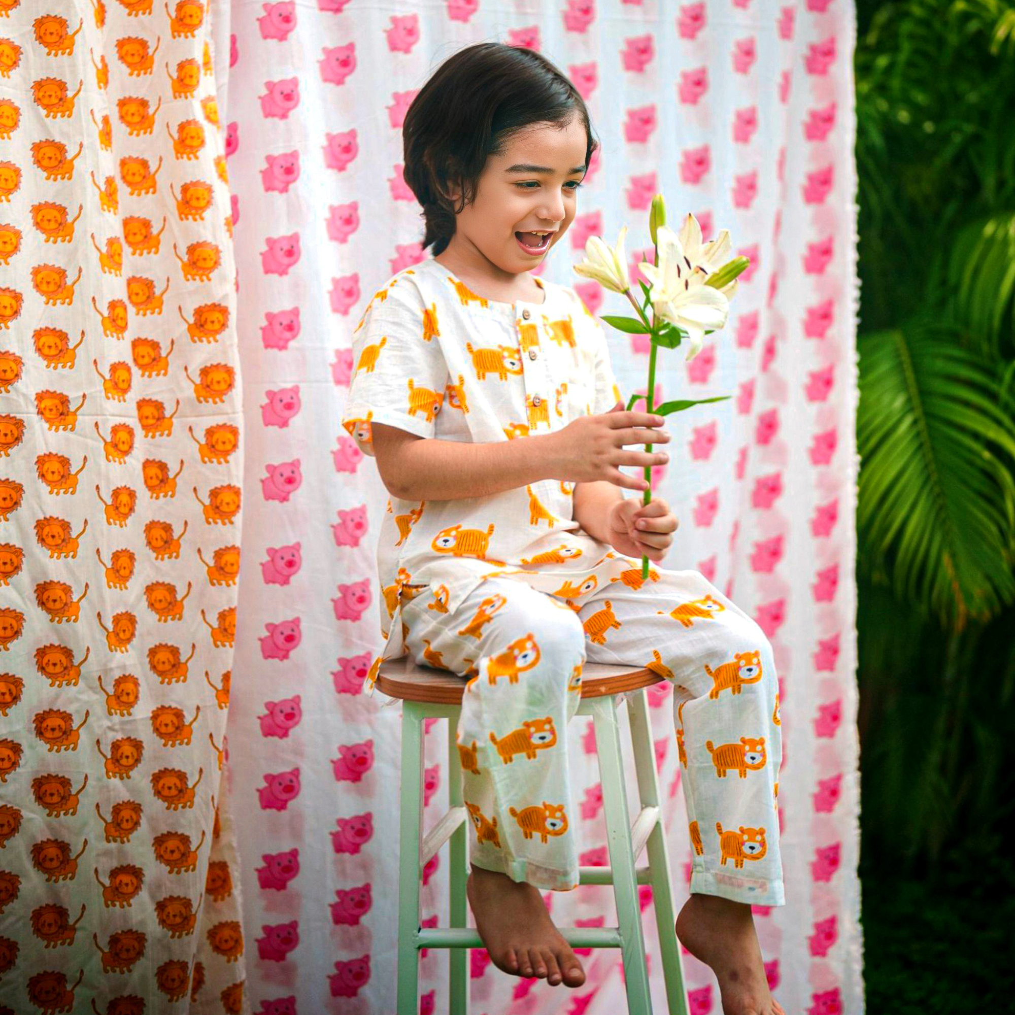 Tigger Mom & Kids Set