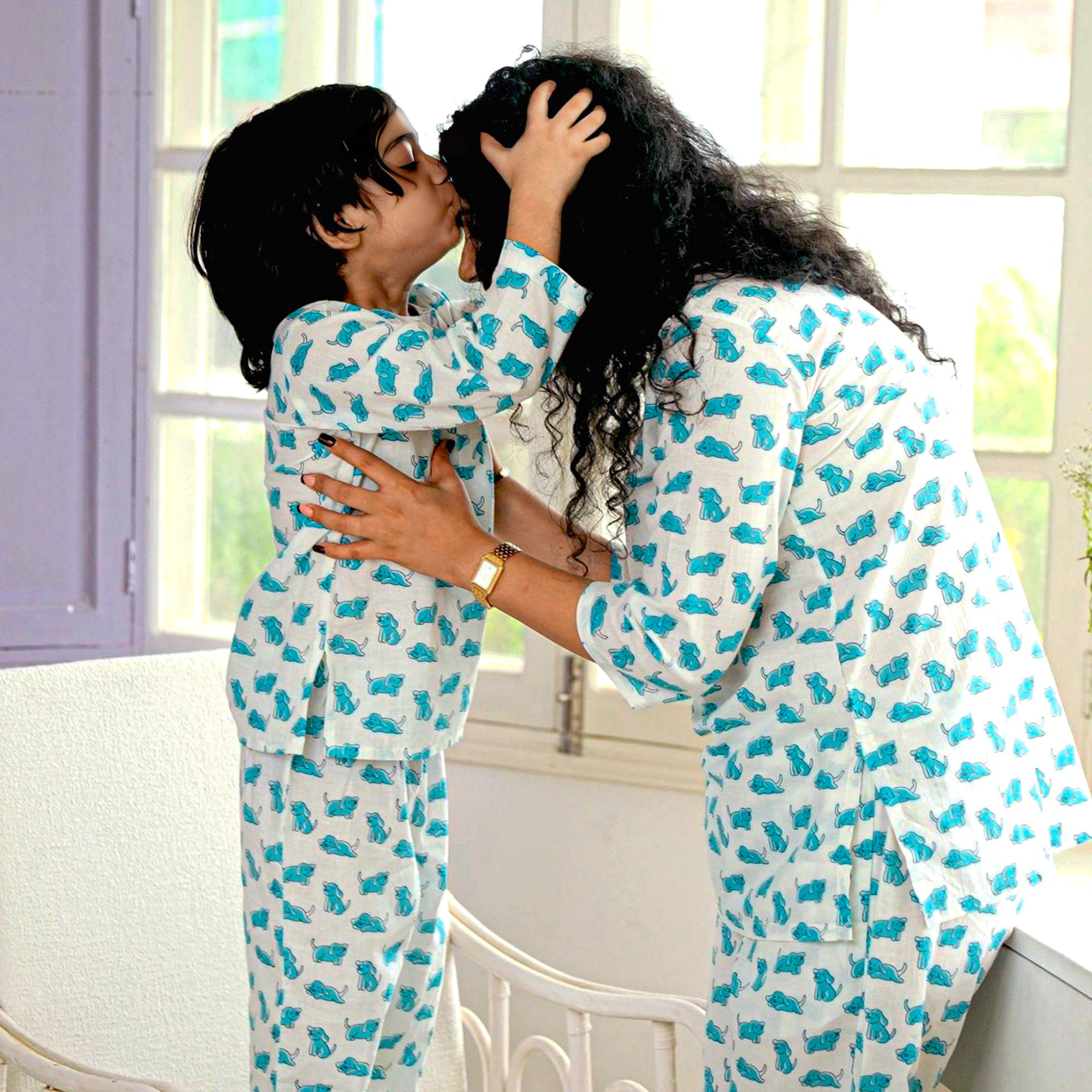 Good Doggo Mom & Kids set