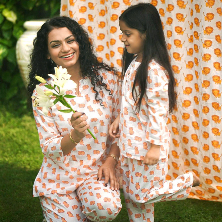 Meow Mornings Mom & Kids set