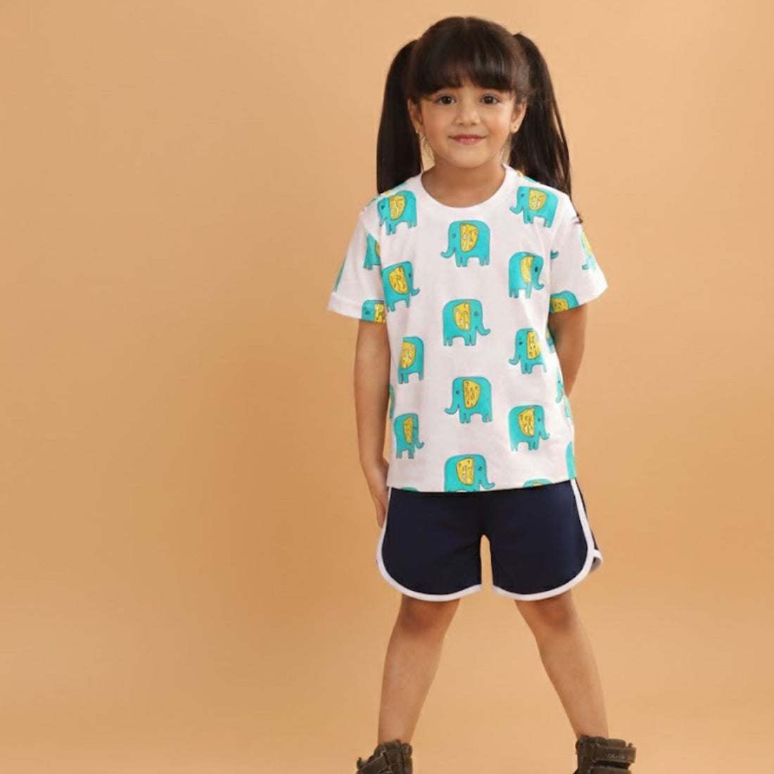 Girl Elephant Print Short Sleeve Cotton T-Shirt & Shorts Set